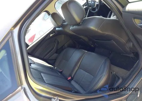 2014 Ford Focus Se из США, поврежденный, VIN 1FADP3K27EL188525